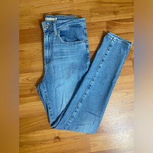 Jeans Levis